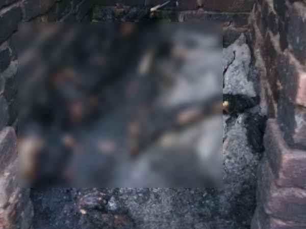 चूल्हे से उठी चिंंगारी से लगी आग चूल्हे से उठी चिंंगारी से लगी आग