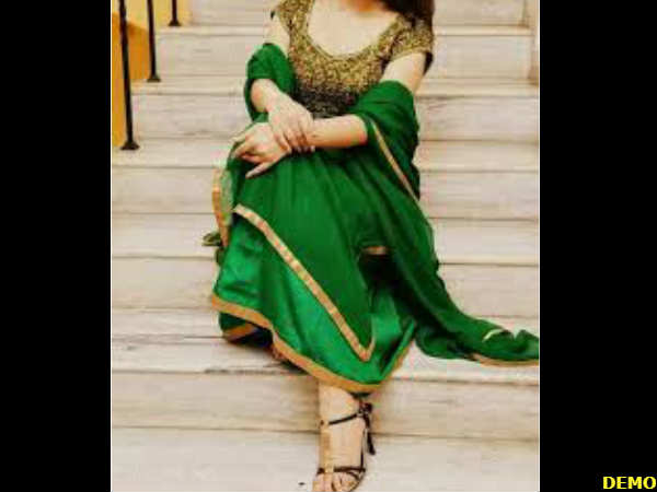 Whatsapp पर सबको भेजा फोटो