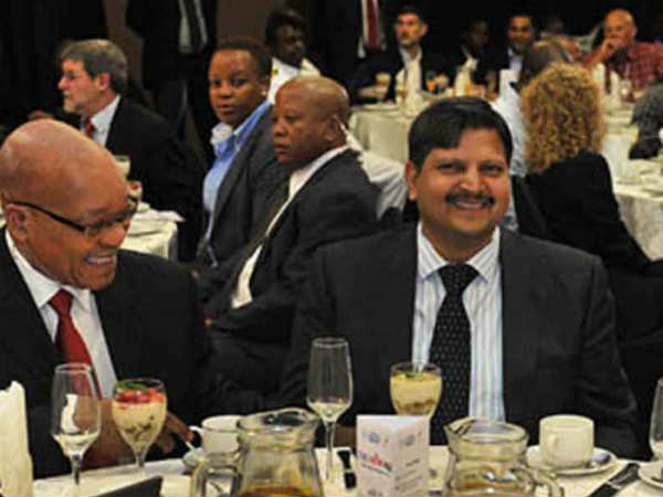 कौन है दक्षिण अफ्रीका की गुप्‍ता फैमिली 