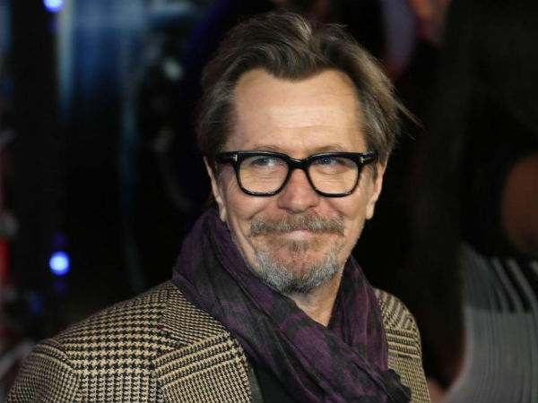 गैरी ओल्डमैन ने विंस्टन चर्चिल की भूमिका निभाई 