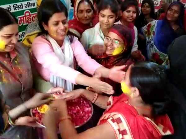 Muslim women celebrated Holi in Varanasi Uttar Pradesh