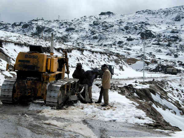 सात घंटे तक चला रेस्‍क्‍यू ऑपरेशन 
