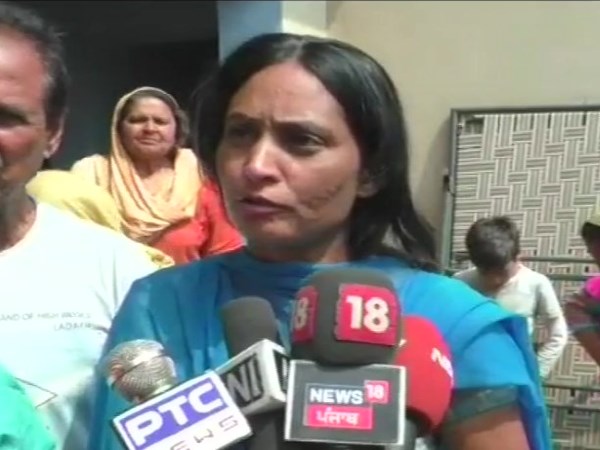 39 परिवारों को धोखे में रखा?