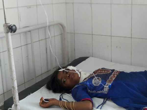 शौच के लिए गई थी 12 वर्षीय बेटी