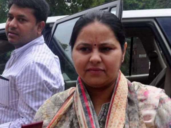 बिहार में जली लालू की लालटेन, मीसा भारती ने दिया बड़ा बयान बिहार में जली लालू की लालटेन, मीसा भारती ने दिया बड़ा बयान