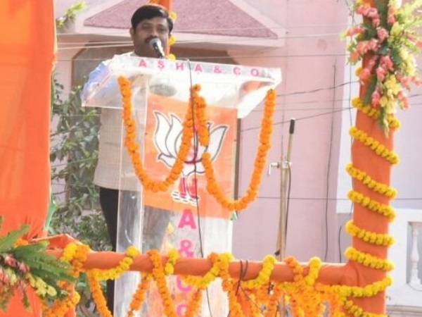 शिवपाल सिंह को बताया कुंभकरण