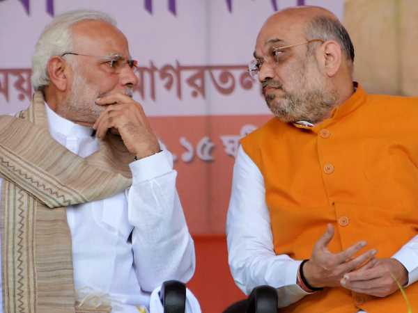 गुजरात में तिकड़ी है सामने