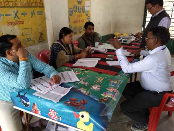 महिला वोट बताएंगे रास्ता महिला वोट बताएंगे रास्ता