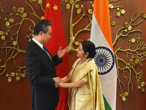 दोनों देशों को करनी चाहिए एक दूसरे की मदद दोनों देशों को करनी चाहिए एक दूसरे की मदद