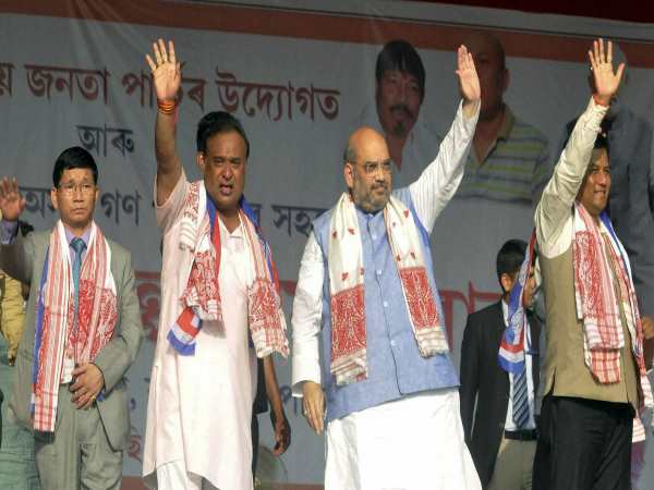 2015 में कांग्रेस छोड़ बीजेपी में आए सरमा ने उड़ाया था राहुल का मजाक 2015 में कांग्रेस छोड़ बीजेपी में आए सरमा ने उड़ाया था राहुल का मजाक