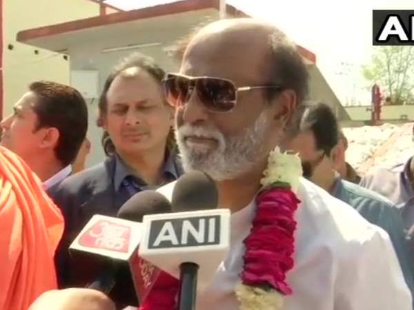 आध्यात्मिक यात्रा पर हैं रजनीकांत आध्यात्मिक यात्रा पर हैं रजनीकांत