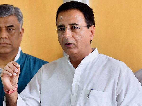 चुनाव आयोग की विश्वसनीयता को चुनौती: कांग्रेस चुनाव आयोग की विश्वसनीयता को चुनौती: कांग्रेस