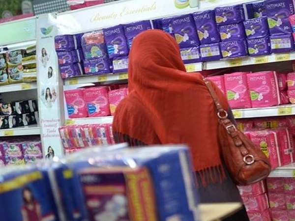 महिला कल्याण संगठन की लेगा मदद