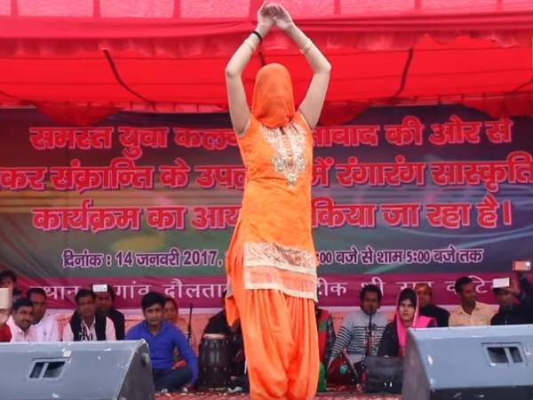 नागिन डांस देखकर गूंजने लगी तालियां