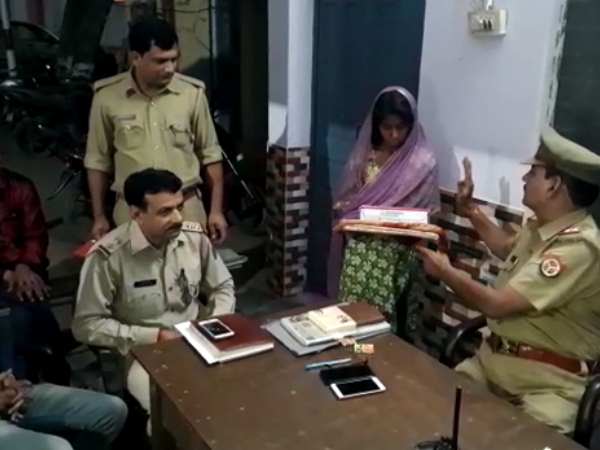 कोतवाल ने पेश की मानवता की मिसाल कोतवाल ने पेश की मानवता की मिसाल