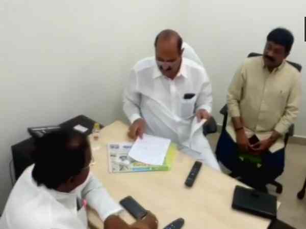 रामदास अठावले ने कहा...