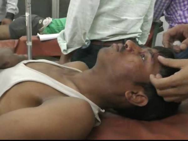 Two truck accident in Etah, two killed in accident