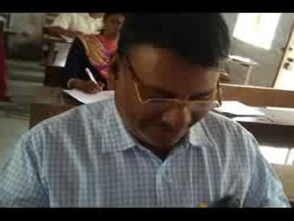 कॉपियों में मिले नोट से जलपान