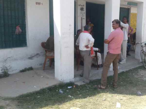 Only 38 percent voting in Phulpur by election