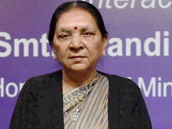 विपक्ष ने पटेल पर लगाया आरोप विपक्ष ने पटेल पर लगाया आरोप