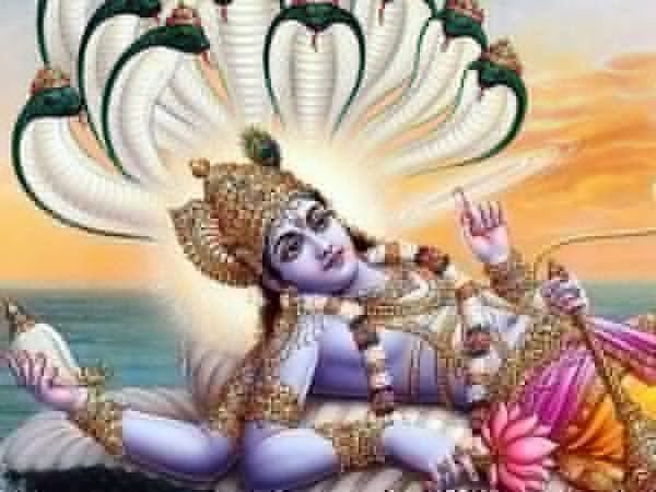 घर में सुख-संपत्ति लाने के लिए 