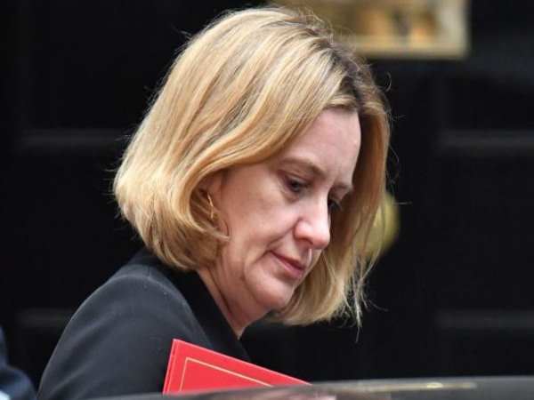 आव्रजन मामले में ब्रिटिश गृहमंत्री रुड को देना पड़ा इस्तीफा आव्रजन मामले में ब्रिटिश गृहमंत्री रुड को देना पड़ा इस्तीफा