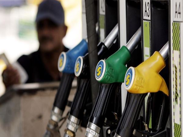 'ईंधन पर उत्पाद शुल्क कटौती से 13,000 करोड़ रुपए का नुकसान होगा' 'ईंधन पर उत्पाद शुल्क कटौती से 13,000 करोड़ रुपए का नुकसान होगा'