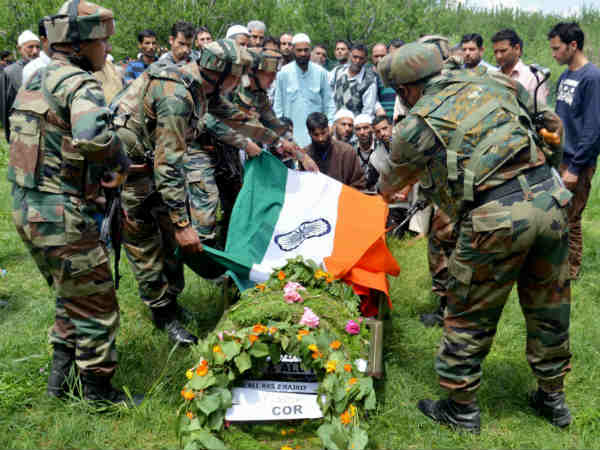 घर वालों ने नहीं बताया था कि बेटा सेना में है