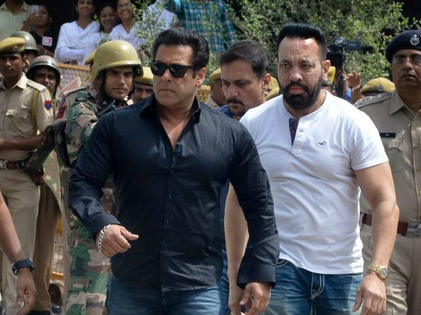 सलमान को सजा, बाकी हुए बरी