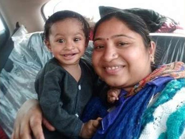  मेरी बच्ची मेरी आंखों के सामने ही मुझसे धीरे-धीरे दूर हो रही है...