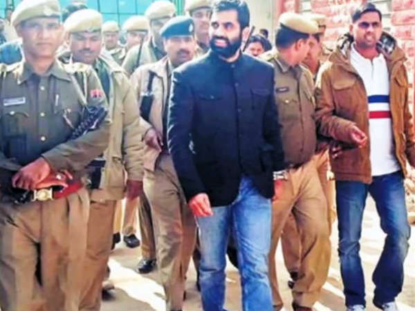 इन अधिकारियों को मिली सुरक्षा