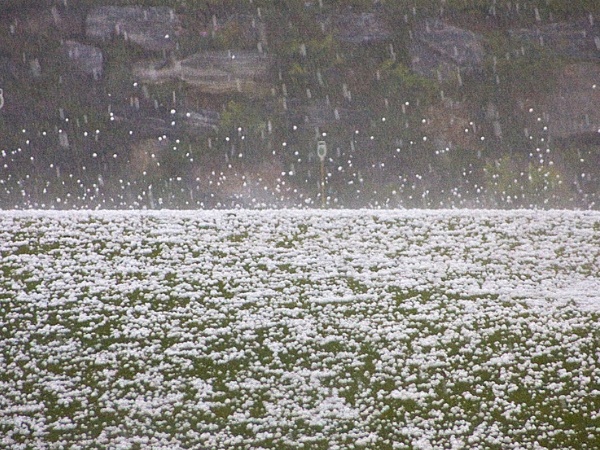 हिमाचल प्रदेश में अभी और गिरेगा तापमान