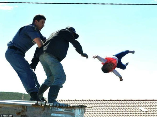  पिता ने 6 महीने की बच्ची को फेंका