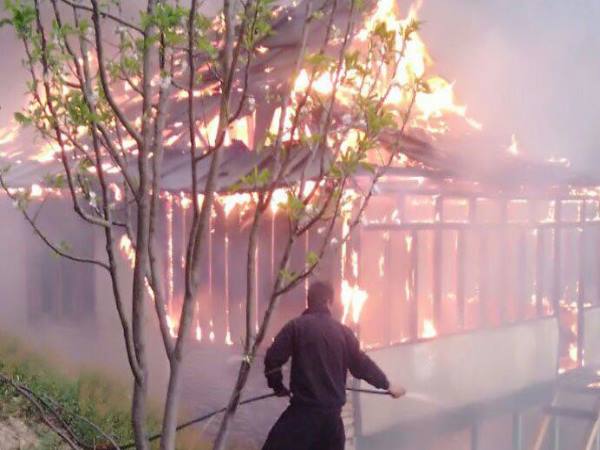 आग सुबह तड़के का मामला