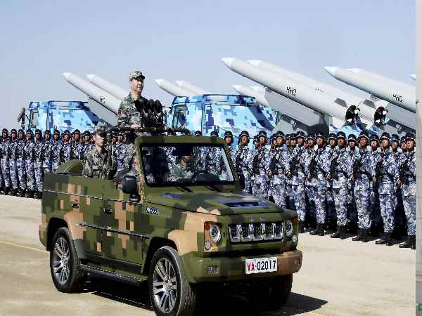 चीन की सेना 20 से ज्यादा नए उपकरणों का टेस्ट कर चुकी है
