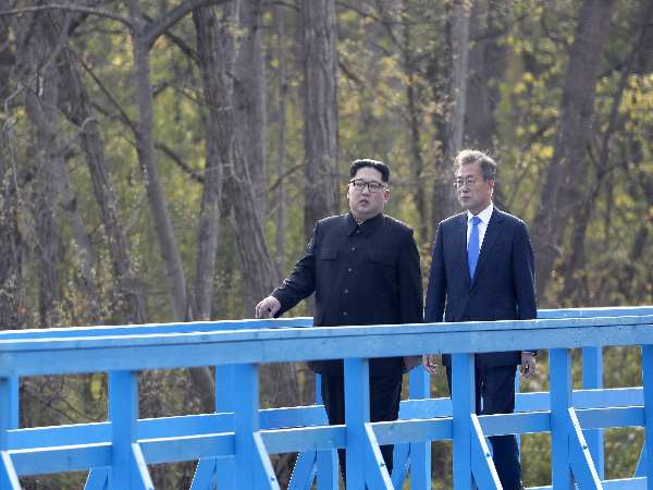 क्रॉस बॉर्डर टॉक