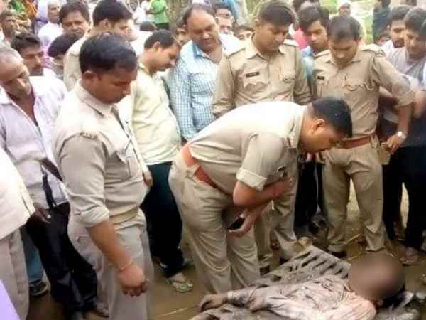 Man killed in Baghpat and dragged dead body into the village