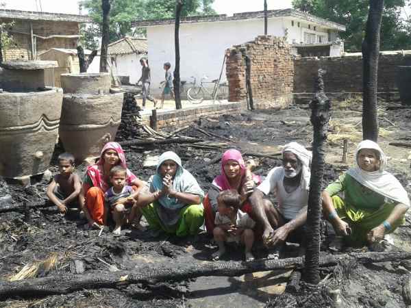 सामान भी जलकर हुआ खाक