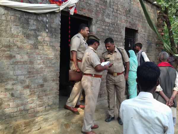 Two children and mother dead body in house in Bahraich