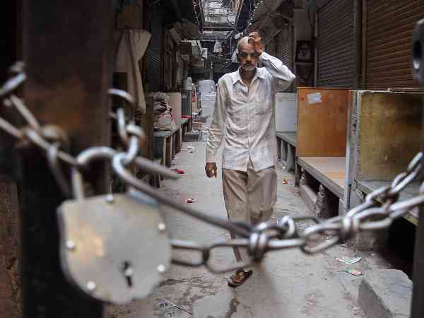 bharat bandh sc st protection act turn violent curfew firing