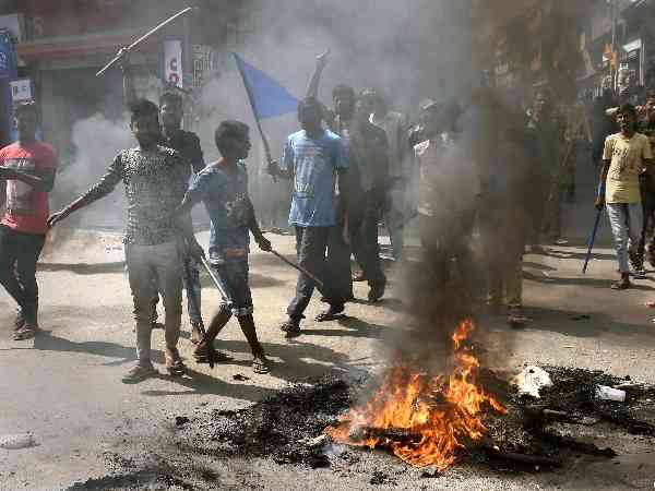 bharat bandh sc st protection act turn violent curfew firing