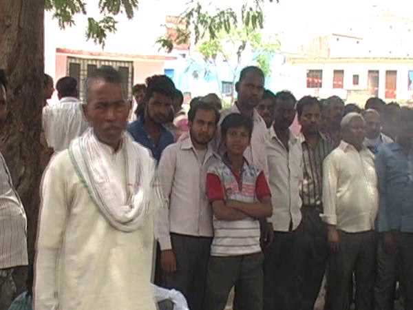 A brother murdered his brother in dispute in Mainpuri