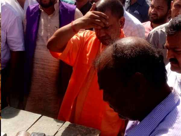 CM Yogi in Sahajahanpur inspected mandi samiti