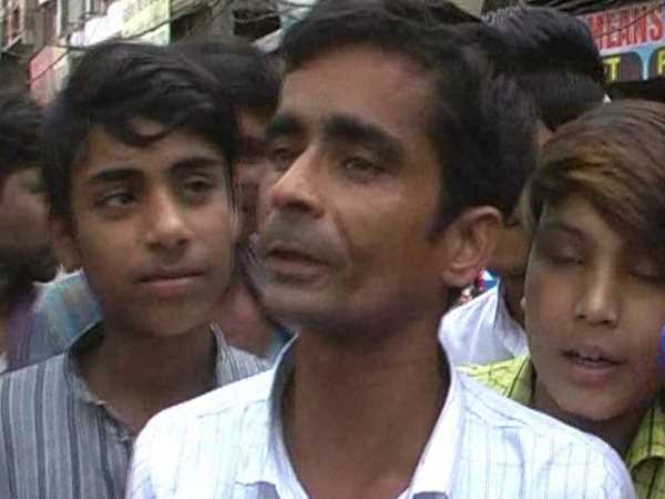 Fans celebrated with crackers when Salman got bail