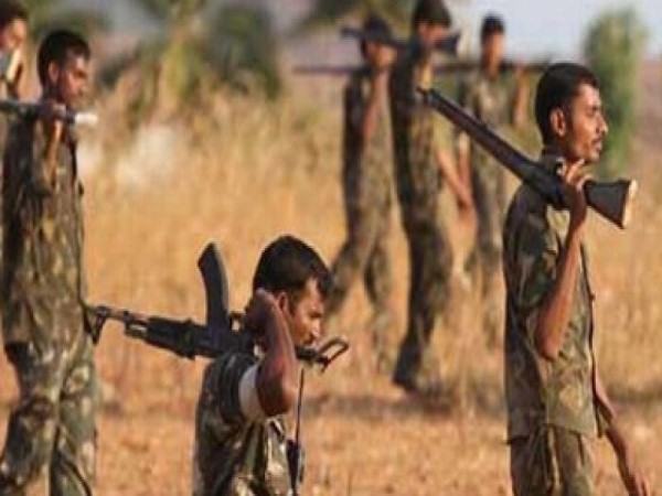 maharashtra: Gadchiroli district 13 naxals killed in an encounter with police maharashtra: Gadchiroli district 13 naxals killed in an encounter with police