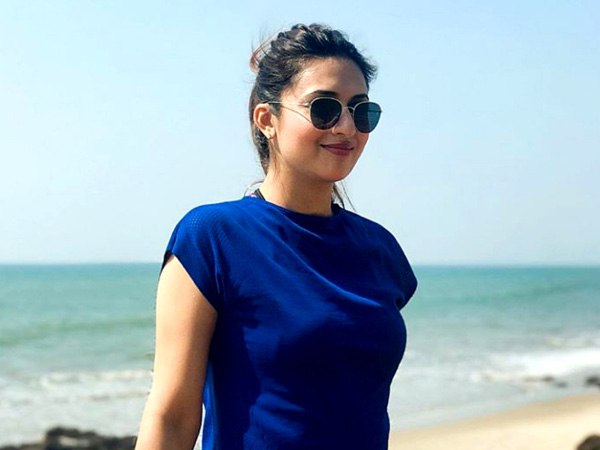 आकाशवाणी से शुरु किया था दिव्यांका त्रिपाठी ने करियर आकाशवाणी से शुरु किया था दिव्यांका त्रिपाठी ने करियर