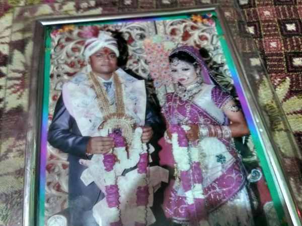 दो साल पहले हुई थी दोनों की शादी
