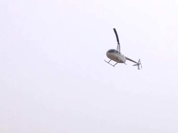 Vidai in helicopter of daughter of farmer in Hapur Vidai in helicopter of daughter of farmer in Hapur