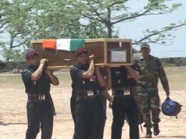 6 महीने पहले हुई भाई की मौत