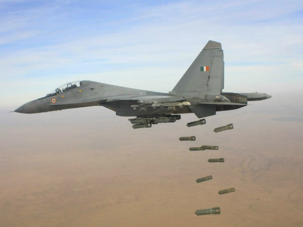 कितने पायलट्स और कितने जेट्स 